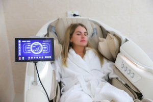 Аппаратный SPA-массаж на массажном кресле